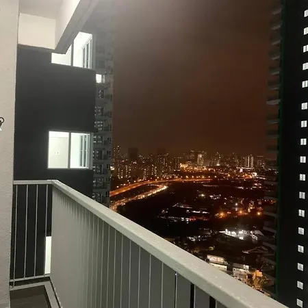 Corner Kl Pool View Rc Residence Kuala Lumpur Exterior photo