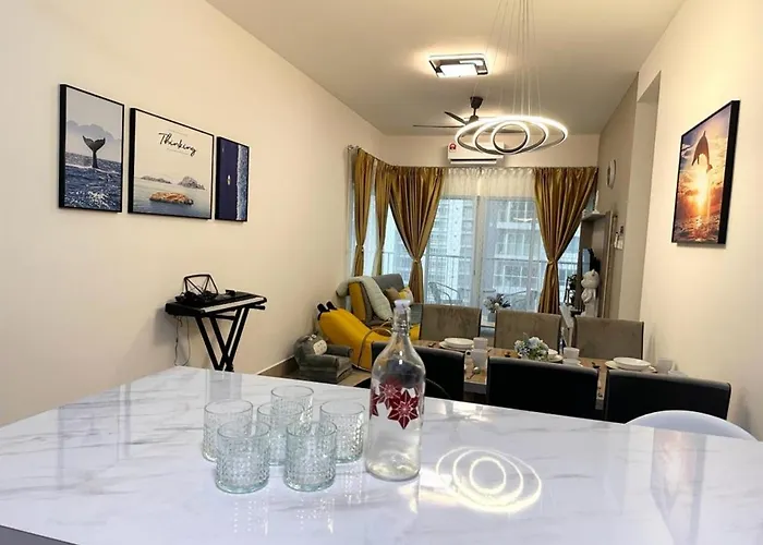 Corner Kl Pool View Rc Residence